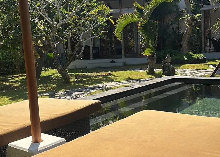 Alaksa Padang Padang 6 Guest house *